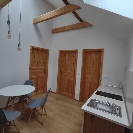 Pekloveske Apartmany V Ceskem Raji Zeleznice Экстерьер фото